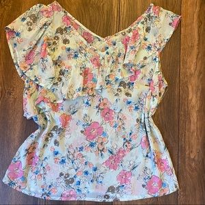 ❤️A new day green and pink blouse